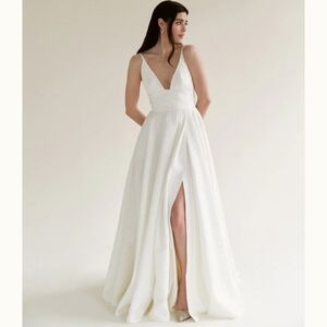 Georgia luxurious jacquard wedding dress with a wide waistband- Ivory